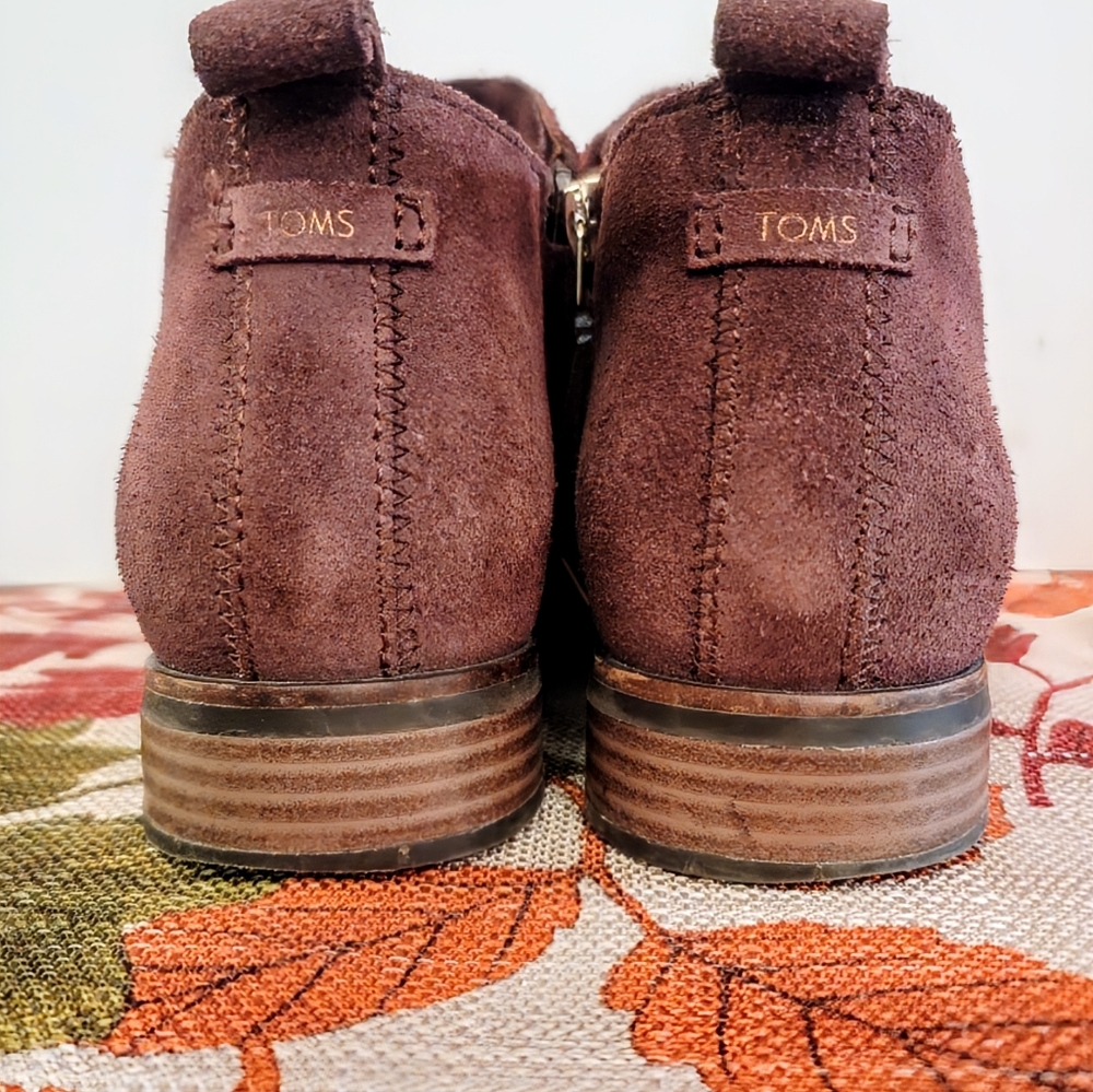 TOMS Brown Suede Ankle Boots Side Zip Comfort Low Heel Women's Chelsea 7.5 - Picture 8 of 15
